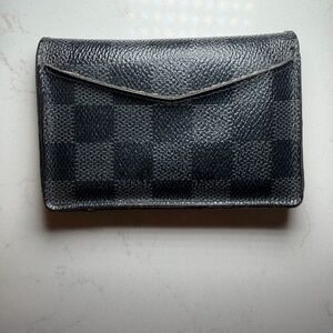 Men’s Louis Vuitton black checkered wallet